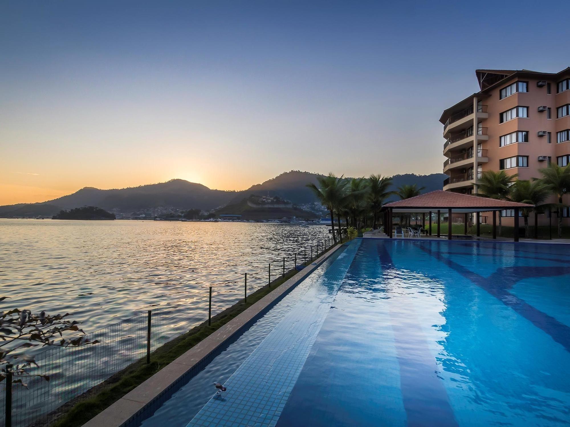 Nacional Hotel 4*